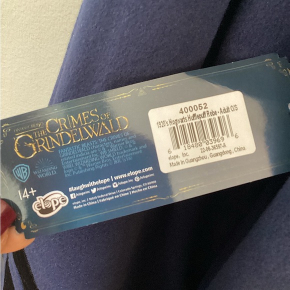 1920s Hogwarts Hufflepuff Blue Robe with Black Accents Adult OS - Picture 14 of 16